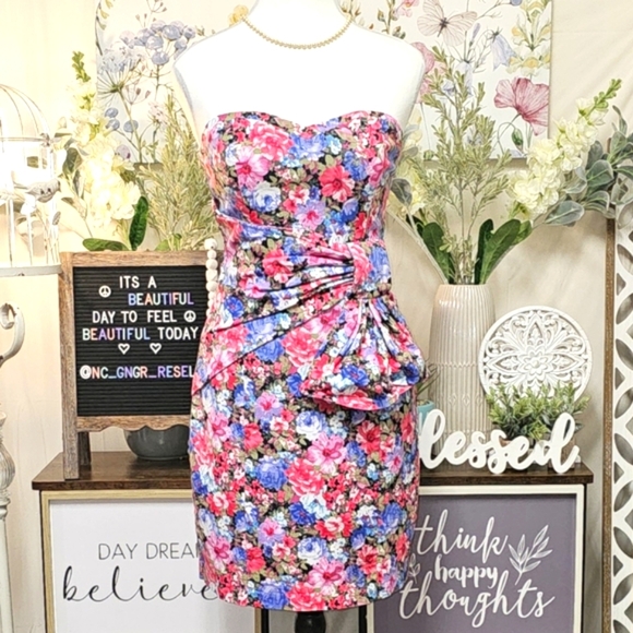 🛑$5🛑 FINAL PRICED ITEM! BUY NOW or BUNDLE TO SAVE MORE! - Picture 10 of 16